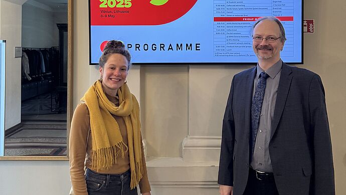 Jeanne Baldensperger und Rektor Prof. Dr. Dr. Benjamin Lang beim ANMA-Jahrestreffen in Vilnius © hmt Rostock
